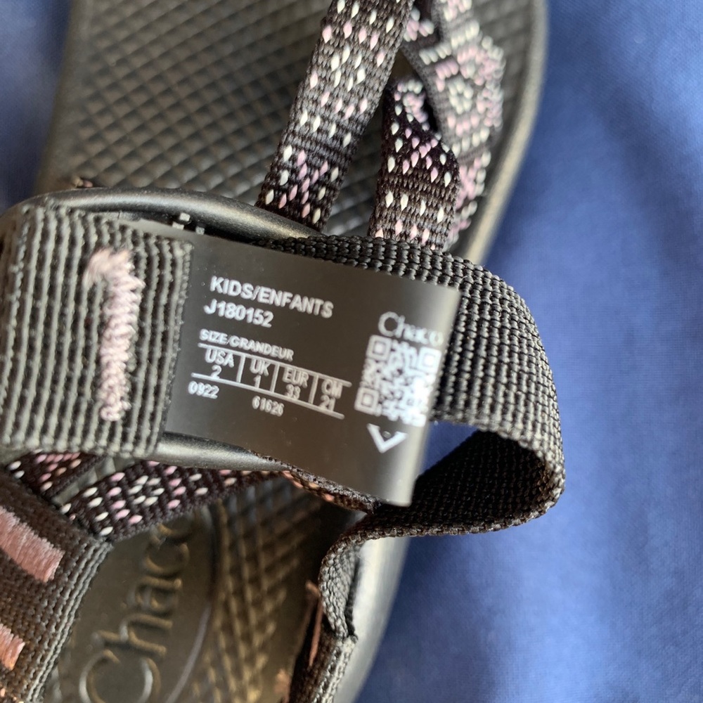 Chaco Kids ZX/1 EcoTread Sandals Black Size 2 Hugs And Kisses Color - Picture 10 of 10